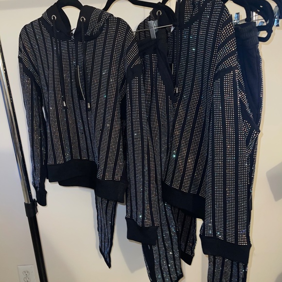 Black Rhinestone Jogger Set - Picture 4 of 4